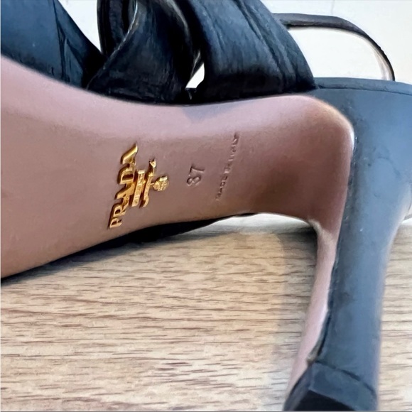 Prada ankle wrap heels - Picture 8 of 11